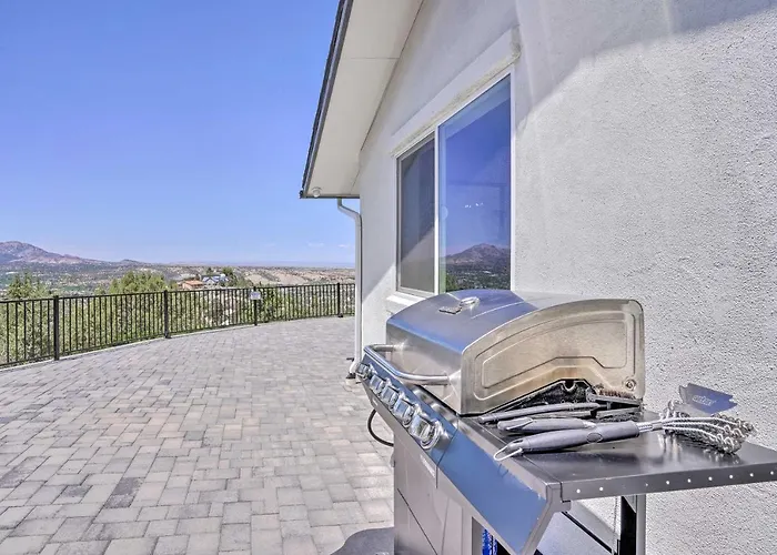 Panoramic Mtn Views: Sunset Sanctuary Holiday home Prescott