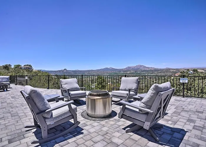 Panoramic Mtn Views: Sunset Sanctuary Holiday home *
